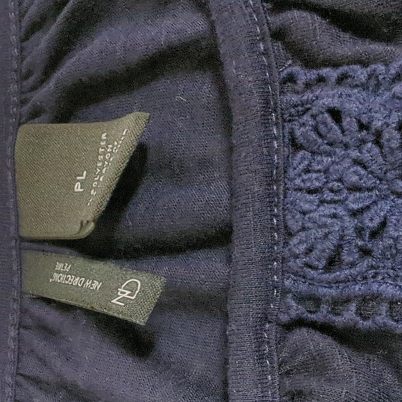 New Directions Petite Large top lace - Picture 2 of 2